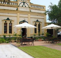 Domain Day - Accommodation Main Beach