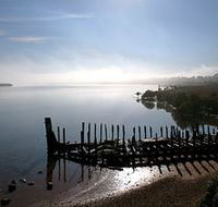Old Number Four Barge - Accommodation Main Beach