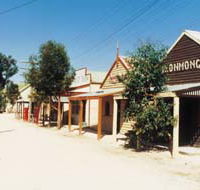 Old Tailem Town Pioneer Village - Accommodation Main Beach