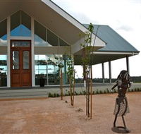 ArtWine Cellar Door - Accommodation Main Beach
