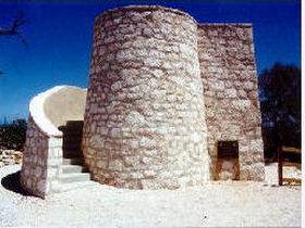 Beacon Hill Lookout - Accommodation Main Beach 0