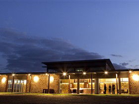 O'Leary Walker Wines - Accommodation Main Beach 0