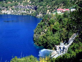 Aquifer Tours - Accommodation Main Beach 0