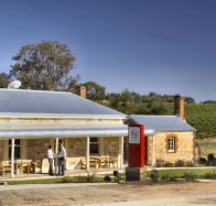 Two Hands Wines - Accommodation Main Beach