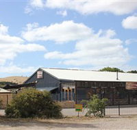 Smiling Samoyed Brewery - Accommodation Main Beach