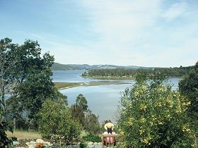 Inverawe Native Gardens - Accommodation Main Beach 0