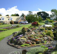 Kaydale Lodge Gardens - Accommodation Main Beach