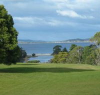 Kingston Beach Golf Club - Accommodation Main Beach