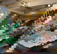 The Chairman and Yip - Accommodation Main Beach