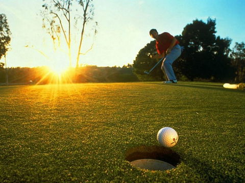 Ulverstone Golf Club - 18 Hole - Accommodation Main Beach 0