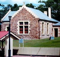 Windsor and District Historical Society Incorporated - Accommodation Main Beach