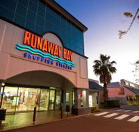 Runaway Bay Shopping Village - Accommodation Main Beach