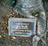 Eumundi War Memorial - Accommodation Main Beach