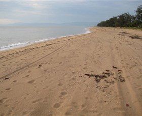 Allingham QLD Accommodation Main Beach