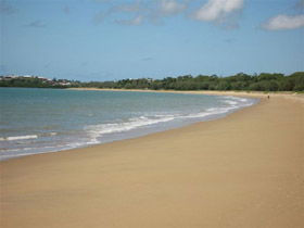  Accommodation Main Beach