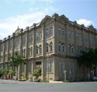 Walter Reid Cultural Centre - Accommodation Main Beach