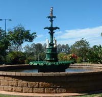 Band Rotunda and Fairy Fountain - Accommodation Main Beach