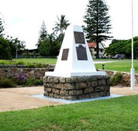 Dunwich War Memorial - Accommodation Main Beach