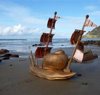 Great Escape Books - Accommodation Main Beach