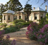 Buda Historic Home  Garden - Accommodation Main Beach