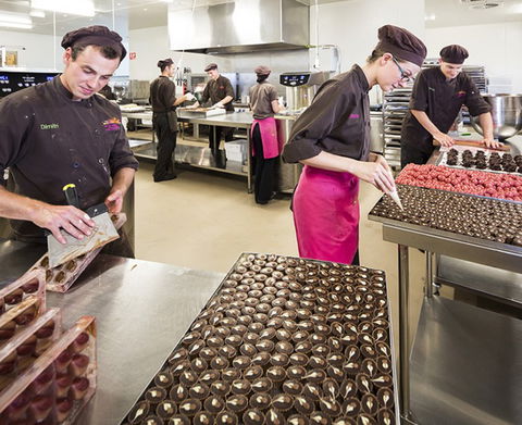 Yarra Valley Chocolaterie & Ice Creamery - Accommodation Main Beach 3