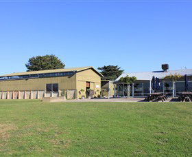 Train Trak Wines - Accommodation Main Beach 0