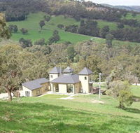 Sutherland Estate - Accommodation Main Beach