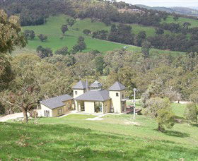 Sutherland Estate - Accommodation Main Beach 0