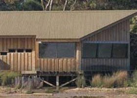 Serendip Sanctuary - Accommodation Main Beach 0