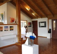 Art at Linden Gate - Accommodation Main Beach