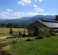 Ringer Reef Winery - Accommodation Main Beach