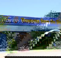 Treasures from the Deep - Opal and Shell Museum - Accommodation Main Beach