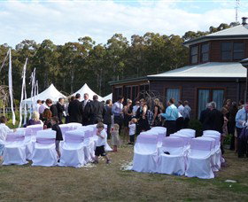 Roses Vineyard At Innes View - Accommodation Main Beach 1