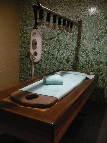 OmSari Spa - Accommodation Main Beach 3