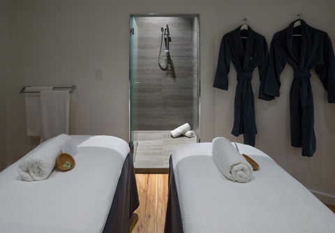 Endota Day Spa Burnside - Accommodation Main Beach 1