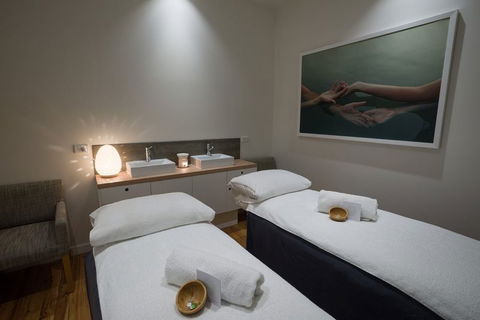 Endota Day Spa Burnside - Accommodation Main Beach 2