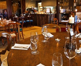 Jones Winery & Vineyard Cafe - Accommodation Main Beach 6