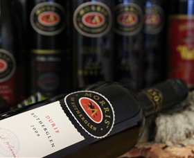 Morris Wines - Accommodation Main Beach 4