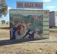 Ben Halls Wall - Accommodation Main Beach