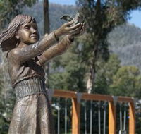 Marysville Kin Playspace - Accommodation Main Beach