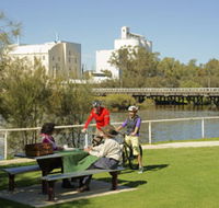 Avon River - Accommodation Main Beach