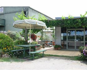 Jeir Creek Wines - Accommodation Main Beach 1