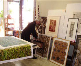 Bouddi Gallery - Contemporary Aboriginal Art - Accommodation Main Beach 4