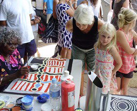 Bouddi Gallery - Contemporary Aboriginal Art - Accommodation Main Beach 5