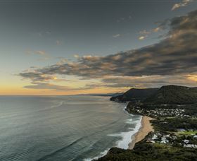 Bald Hill Lookout - Accommodation Main Beach 3