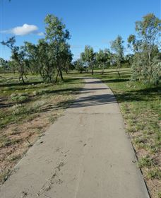 Lagoon Creek - Accommodation Main Beach 1
