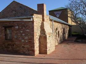 Reynella Horse Changing Station - Accommodation Main Beach 2