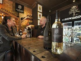 Maximilian's Restaurant And Sidewood Estate Cellar Door - Accommodation Main Beach 3
