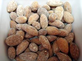 Almondco Almond Hut - Accommodation Main Beach 0