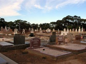 Langhorne Creek Cemetery - Accommodation Main Beach 0